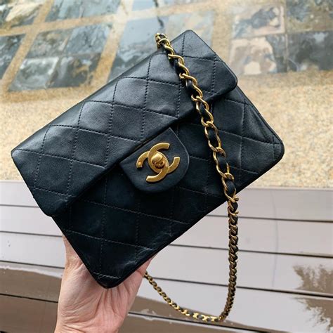 chanel mini 7'' square